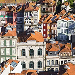 Portugal, Douro Litoral, Porto. Traditional buildings in the UNESCO World Heritage