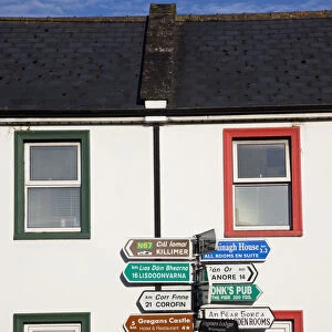 Republic of Ireland, County Clare, Ballyvaughan, Signpost