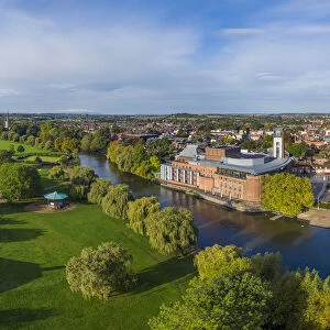 The Royal Shakesphere Theatre and Swan Theatre on the river Avon, Stratford-upon-Avon
