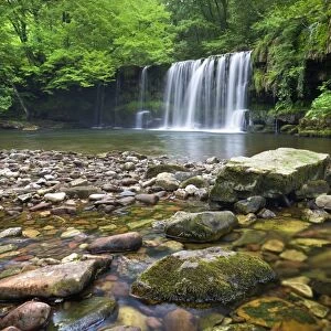 Scwd Ddwli waterfall on the Nedd Fechan River near Ystradfellte, Brecon Beacons National Park