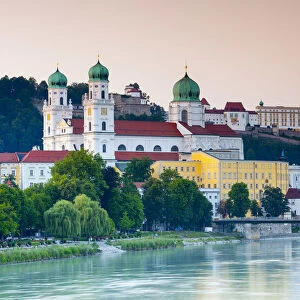 St. Stephans Cathedral & Veste Oberhaus fortress illuminated at sunset, Passau