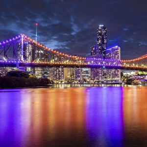 Story Bridge and Brisbane River at dusk, Brisbane, Queensland, Australia