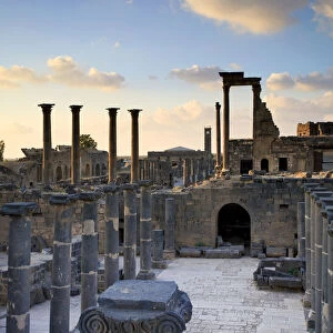 Syria, Bosra, ruins of the ancient Roman town (a UNESCO site), Decumanus (main east-west