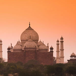 Taj Mahal at Sunset, Agra, Uttar Pradesh, India
