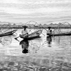 Traditional Intha fishermen, Inle Lake, Shan State, Burma / Myanmar