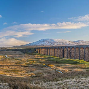 UK, England, North Yorkshire, Ribblehead Viaduct and Ingleborough mountain, one of