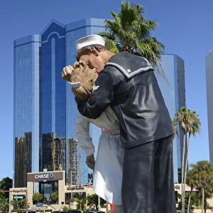 USA, Florida, Sarasota County, Sarasota, Unconditional surrender statue by Seward Johnson