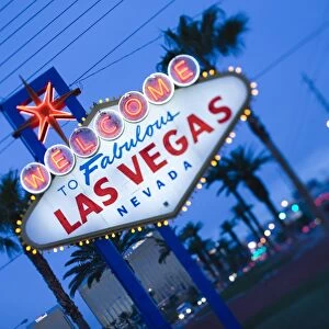 USA, Nevada, Las Vegas, Welcome to Fabulous Las Vegas Sign, defocussed