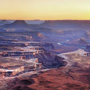 USA, Utah, Canyonlands National Park, Island in the Sky district, Grand View Point