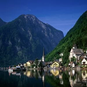 Village with Mountains & Lake, Hallstatt, Salzkammergut, Austria