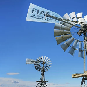 Wind wheel for water pumping - Argentina, Santa Cruz, Lago Viedma - Patagonia, Andes