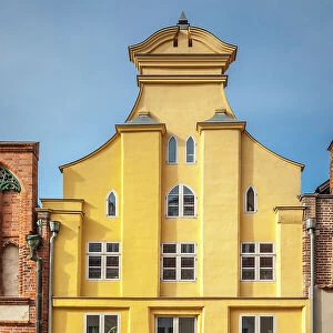 Yellow house in the historic old town of Stralsund, Mecklenburg-West Pomerania, Baltic Sea, Northern Germany, Germany