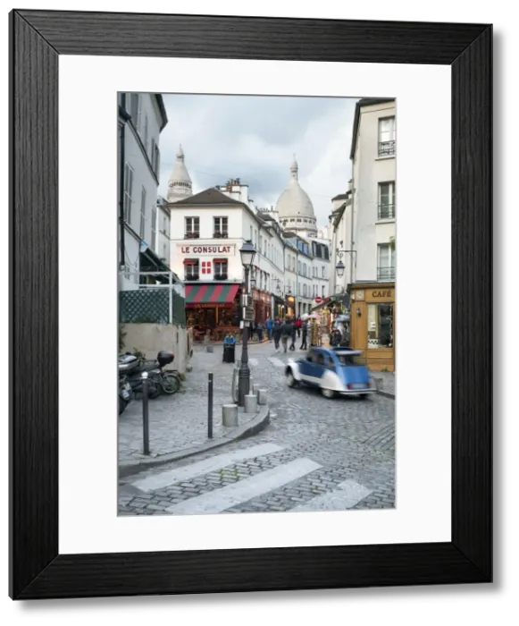 Framed Print : Streets of Montmartre with view towards Basilica Sacre Coeur, Paris, France Framed Print : Streets of Montmartre with view towards Basilica Sacre Coeur, Paris, France