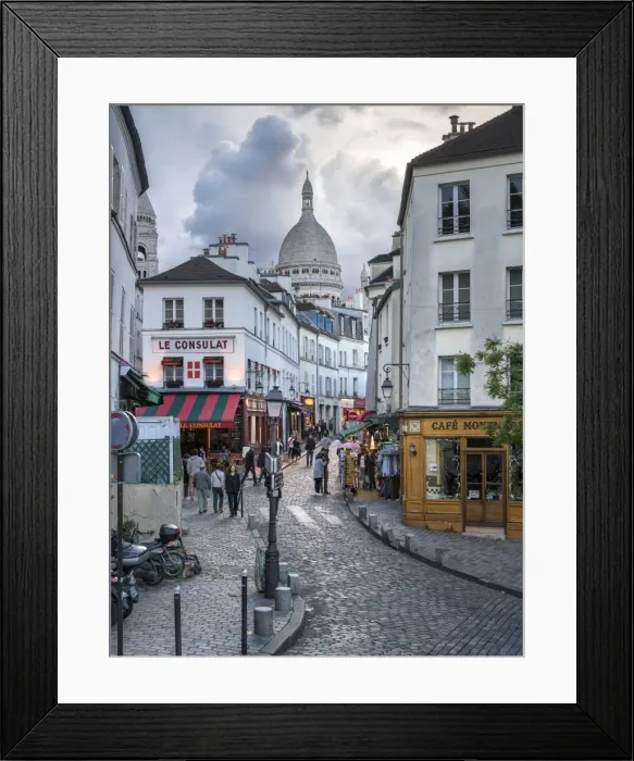 Framed Print : Streets of Montmartre with Sacre Coeur Basilica in the background, Paris, France Framed Print : Streets of Montmartre with Sacre Coeur Basilica in the background, Paris, France