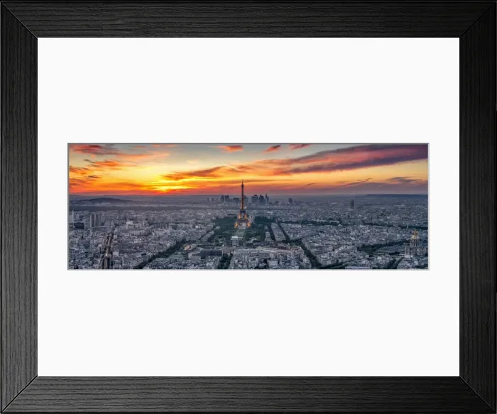 Framed Print : Paris & Eiffel Tower at sunset, Paris, France Framed Print : Paris & Eiffel Tower at sunset, Paris, France