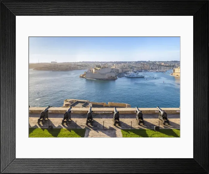Framed Print : Malta, South Eastern Region, Valletta. The view across Grand Harbour to the Three Framed Print : Malta, South Eastern Region, Valletta. The view across Grand Harbour to the Three