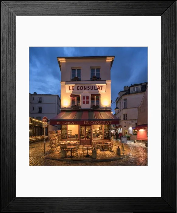 Framed Print : Le Consulat Restaurant, Montmartre, Paris, France Framed Print : Le Consulat Restaurant, Montmartre, Paris, France
