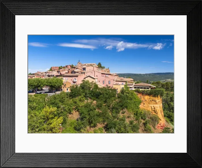 Framed Print : Hilltop village of Roussillon, Provence, France Framed Print : Hilltop village of Roussillon, Provence, France