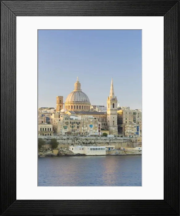 Framed Print : Malta, South Eastern Region, Valletta. The view from Sliema across Marsamxett Harbour Framed Print : Malta, South Eastern Region, Valletta. The view from Sliema across Marsamxett Harbour