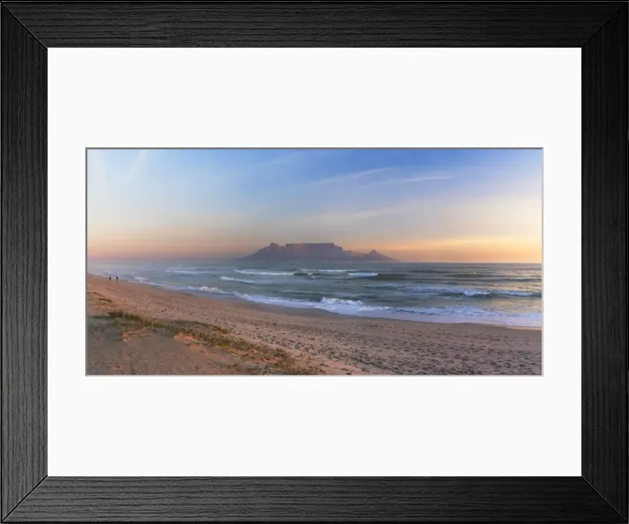 Framed Print : View of Table Mountain from Bloubergstrand, Cape Town, Western Cape, South Africa Framed Print : View of Table Mountain from Bloubergstrand, Cape Town, Western Cape, South Africa