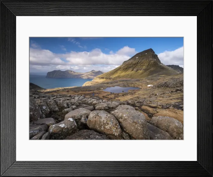 Framed Print : Mountain views from the slopes of Sornfelli in the Faroe Islands, Denmark. Spring