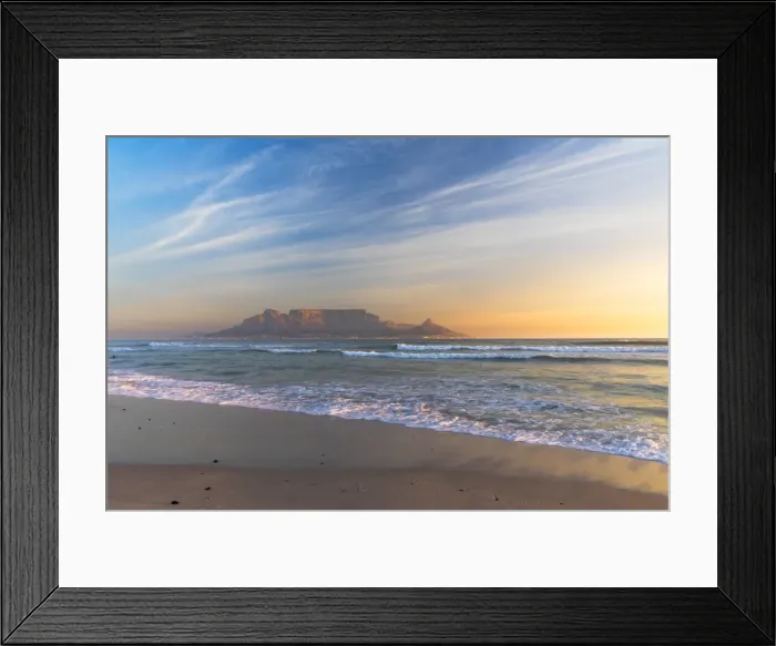 Framed Print : View of Table Mountain from Bloubergstrand at sunset, Cape Town, Western Cape, South Framed Print : View of Table Mountain from Bloubergstrand at sunset, Cape Town, Western Cape, South