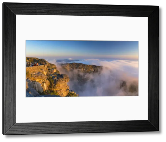Framed Print : Table Mountain, Cape Town, Western Cape, South Africa Framed Print : Table Mountain, Cape Town, Western Cape, South Africa