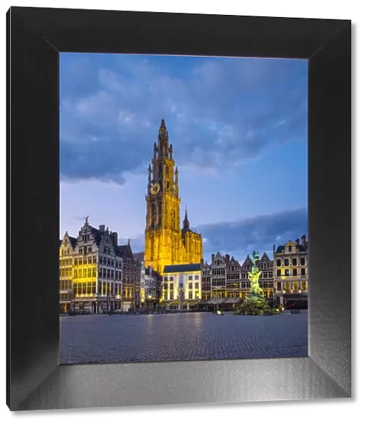 Belgium, Flanders, Antwerp (Antwerpen). Onze-Lieve-Vrouwekathedraal (Cathedral of