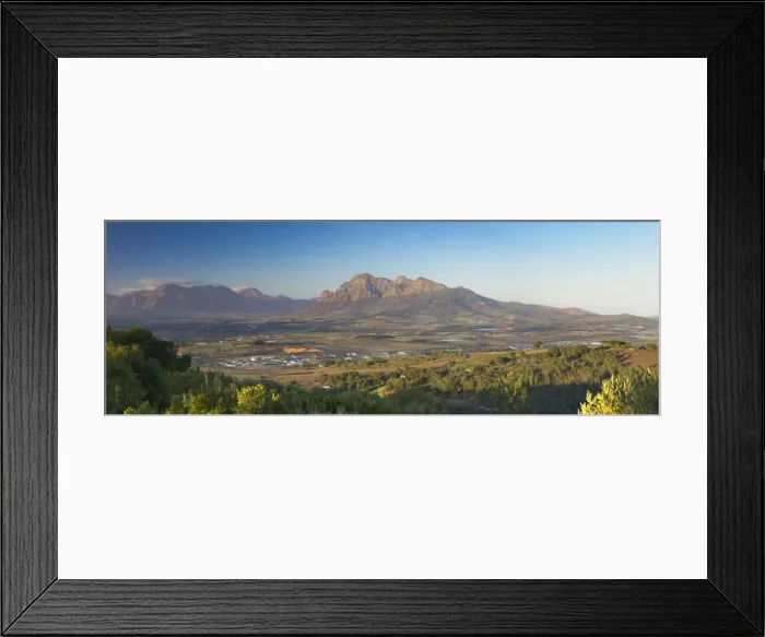 Framed Print : Simonsberg Mountain and Paarl Valley, Paarl, Western Cape, South Africa Framed Print : Simonsberg Mountain and Paarl Valley, Paarl, Western Cape, South Africa