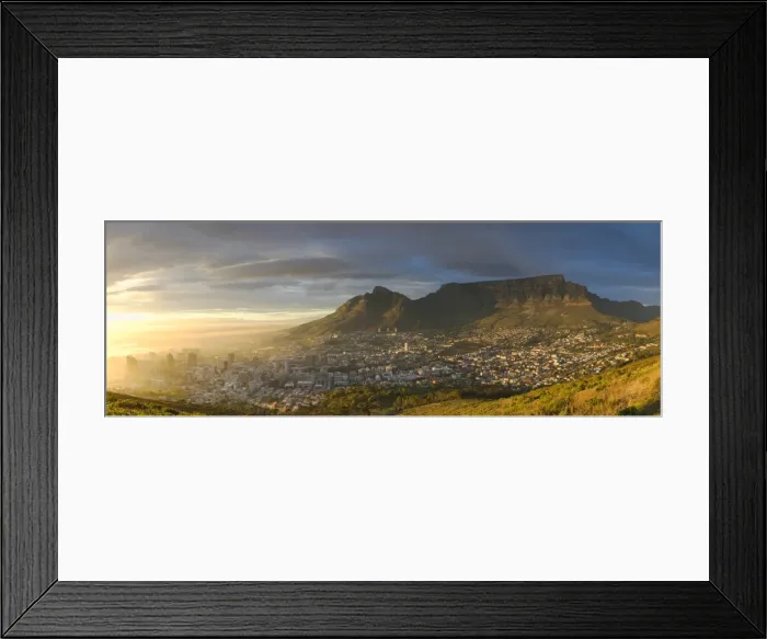 Framed Print : View of Table Mountain and City Bowl at dawn, Cape Town, Western Cape, South Africa Framed Print : View of Table Mountain and City Bowl at dawn, Cape Town, Western Cape, South Africa