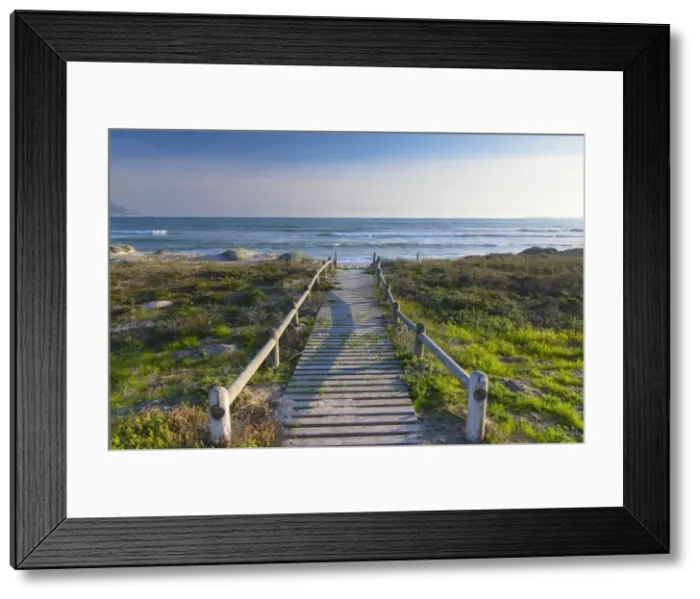 Framed Print : Boardwalk on Bloubergstrand, Cape Town, Western Cape, South Africa Framed Print : Boardwalk on Bloubergstrand, Cape Town, Western Cape, South Africa