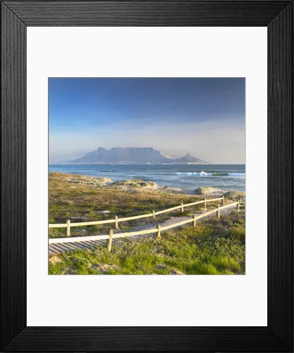 Framed Print : View of Table Mountain from Bloubergstrand, Cape Town, Western Cape, South Africa Framed Print : View of Table Mountain from Bloubergstrand, Cape Town, Western Cape, South Africa