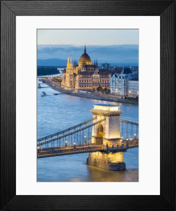 Framed Print : Hungary, Central Hungary, Budapest. Chain Bridge and the Hungarian Parliament Building Framed Print : Hungary, Central Hungary, Budapest. Chain Bridge and the Hungarian Parliament Building