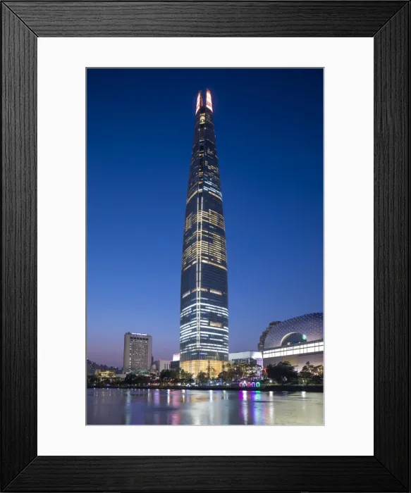 Framed Print : Lotte Tower (555m supertall skyscraper, 5th tallest building in the world when completed in 2016)
