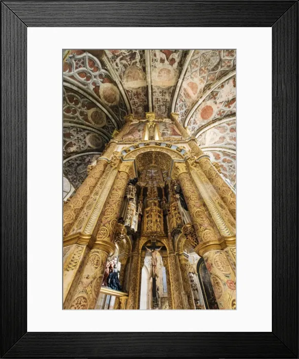 Framed Print : The Charola, with its origin in the 12th century, was the Templar Knights oratorium Framed Print : The Charola, with its origin in the 12th century, was the Templar Knights oratorium