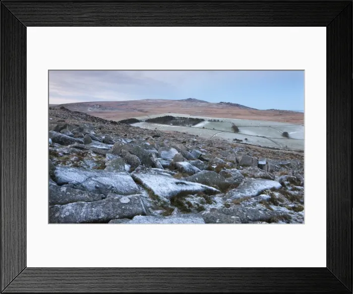 Framed Print : Yes Tor and High Willhays from the frosted granite rocks of Belstone Tor, Dartmoor National Park Framed Print : Yes Tor and High Willhays from the frosted granite rocks of Belstone Tor, Dartmoor National Park