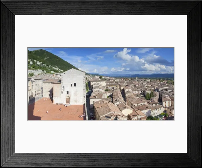 Framed Print : View of Gubbio, Umbria, Italy Framed Print : View of Gubbio, Umbria, Italy