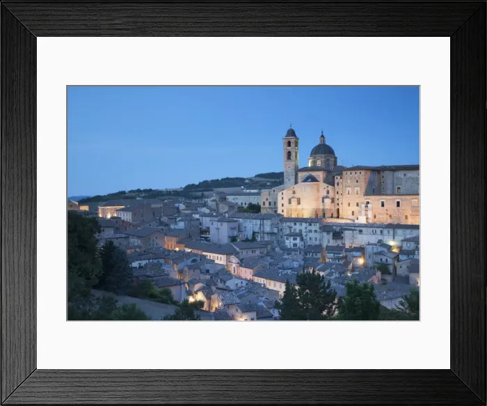 Framed Print : View of Urbino (UNESCO World Heritage Site) at dusk, Le Marche, Italy Framed Print : View of Urbino (UNESCO World Heritage Site) at dusk, Le Marche, Italy