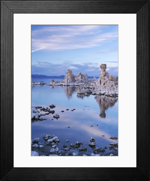 Framed Print : Tufa towers in Mono Lake at twilight, California, USA. Autumn (October) Framed Print : Tufa towers in Mono Lake at twilight, California, USA. Autumn (October)