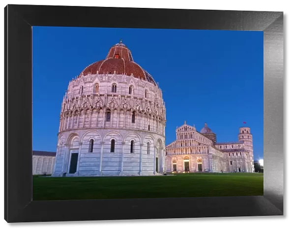Europe, Italy, Tuscany, Pisa. Cathedral Square at dusk