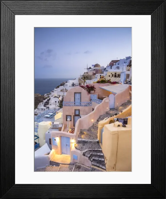 Framed Print : Oia, Santorini (Thira), Cyclades Islands, Greece Framed Print : Oia, Santorini (Thira), Cyclades Islands, Greece