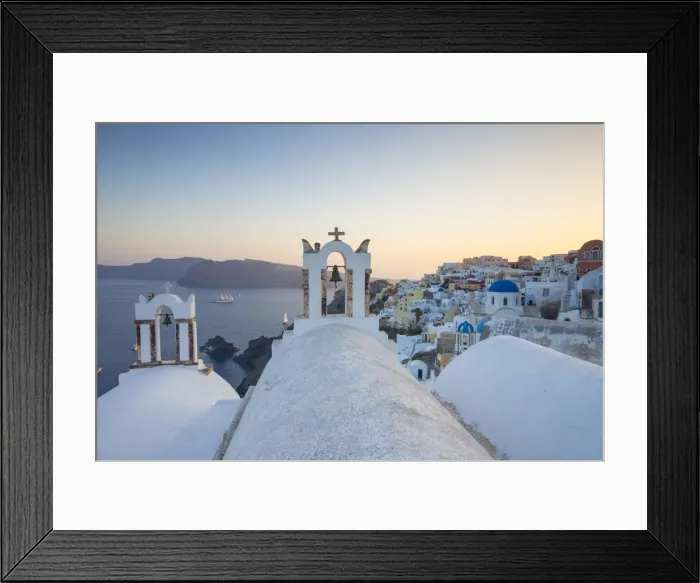 Framed Print : Oia, Santorini (Thira), Cyclades Islands, Greece Framed Print : Oia, Santorini (Thira), Cyclades Islands, Greece
