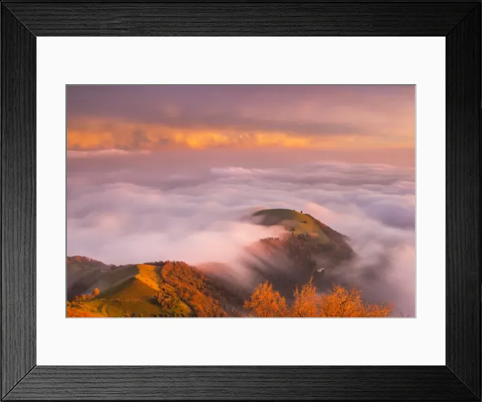 Framed Print : The sunset above the clouds over Prealpi Orobiche. Bronzone Mount (Prealpi Orobiche) Framed Print : The sunset above the clouds over Prealpi Orobiche. Bronzone Mount (Prealpi Orobiche)