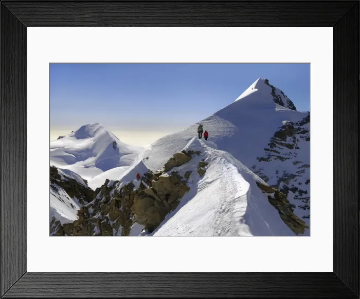 Framed Print : Mountaineers climbing sharp ridge of ‚Aucrossing of Liskamm‚Au, (traversata dei Lyskamm) Monte Rosa, Ayas Valley, Aosta Valley, Italy Framed Print : Mountaineers climbing sharp ridge of ‚Aucrossing of Liskamm‚Au, (traversata dei Lyskamm) Monte Rosa, Ayas Valley, Aosta Valley, Italy