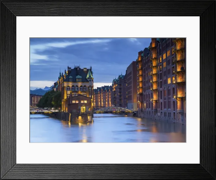 Framed Print : Warehouses of Speicherstadt (UNESCO World Heritage Site), Hamburg, Germany Framed Print : Warehouses of Speicherstadt (UNESCO World Heritage Site), Hamburg, Germany