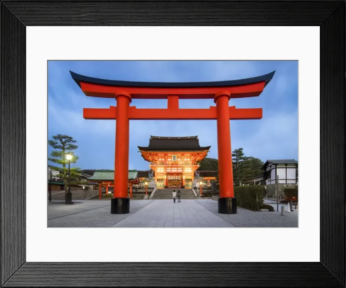 Framed Print : Fushimi Inari Taisha in Kyoto, Kyoto prefecture, Japan Framed Print : Fushimi Inari Taisha in Kyoto, Kyoto prefecture, Japan