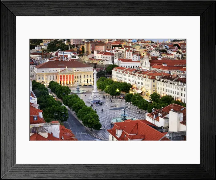 Framed Print : Rossio square or Praca Dom Pedro IV, the heart of the historic centre at twilight Framed Print : Rossio square or Praca Dom Pedro IV, the heart of the historic centre at twilight