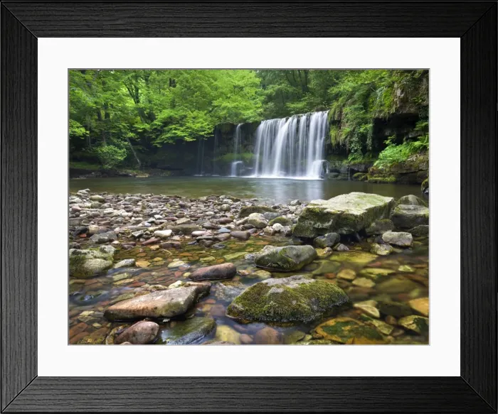 Framed Print : Scwd Ddwli waterfall on the Nedd Fechan River near Ystradfellte, Brecon Beacons National Park Framed Print : Scwd Ddwli waterfall on the Nedd Fechan River near Ystradfellte, Brecon Beacons National Park