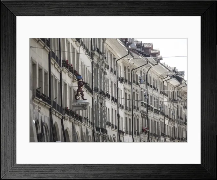 Framed Print : Kramgasse, Bern (Berne), Berner Oberland, Switzerland Framed Print : Kramgasse, Bern (Berne), Berner Oberland, Switzerland