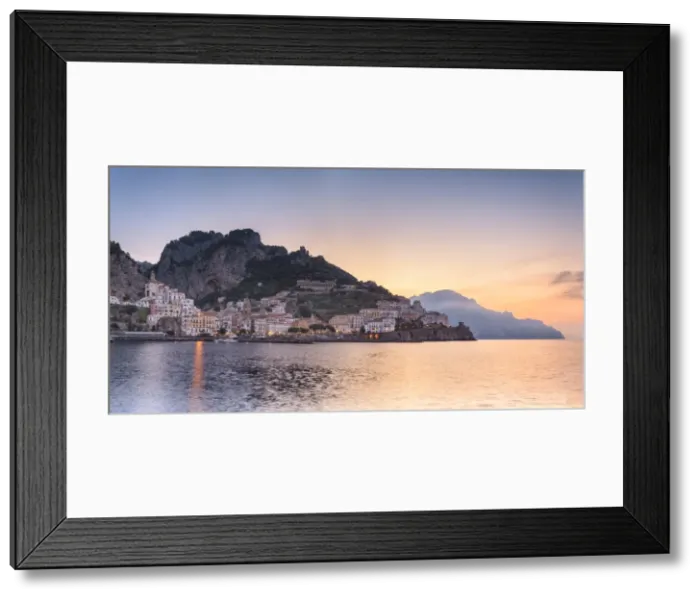 Framed Print : Italy, Campagnia, Amalfi Coast, Amalfi. The town of Amalfi